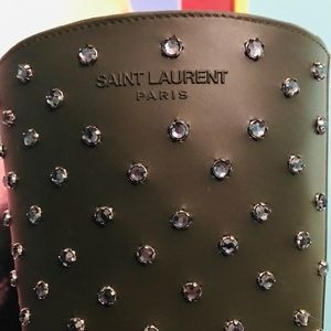 Meet your Posher, Ginger